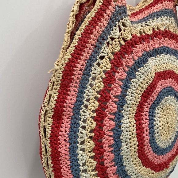 DKNY Circle Woven Boho Style Shoulder Bag - Picture 7 of 13
